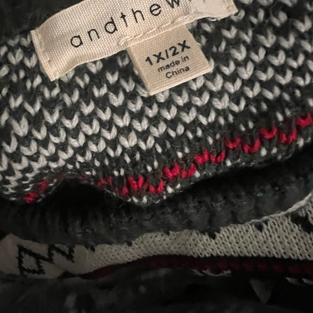 AND THE WHY Reindeer print holiday plus size sweater combo sz 1X/2X and 2X/3X - Picture 7 of 11